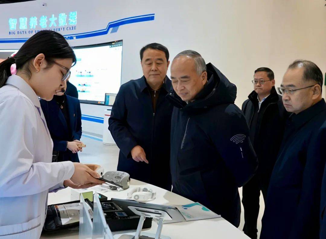 山东省委书记林武到愉悦集团生命科技馆调研