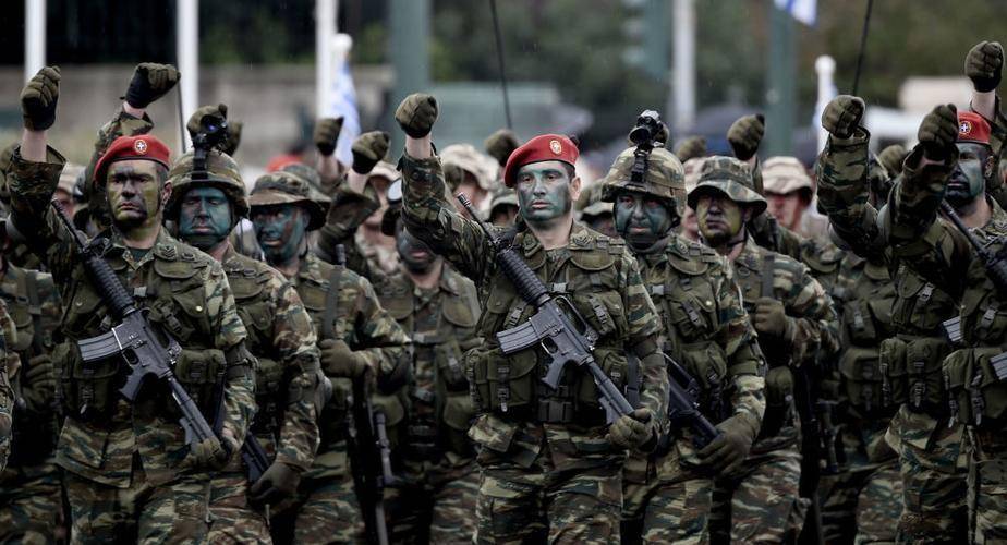 没想到<strong></p>
<p>炒股虚拟币</strong>，泽连斯基是个“狠角色”！深夜号令乌军，对美俄目标开打