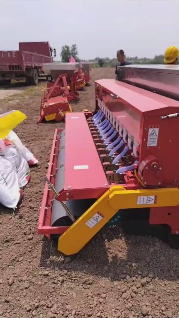 郑州大学学子走进武汉安德瑞公司<strong></p>
<p>虚拟币代刷</strong>,探索农机创新与应用