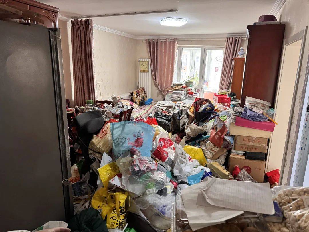 退休金超9000<strong></p>
<p>清远虚拟币</strong>，91岁老人家中却“垃圾成山”！原因心酸