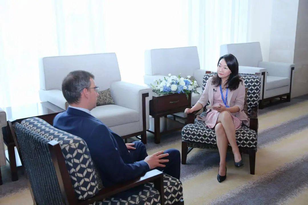 伊万·季莫菲耶夫:中国和俄罗斯都必须面对“两个西方”