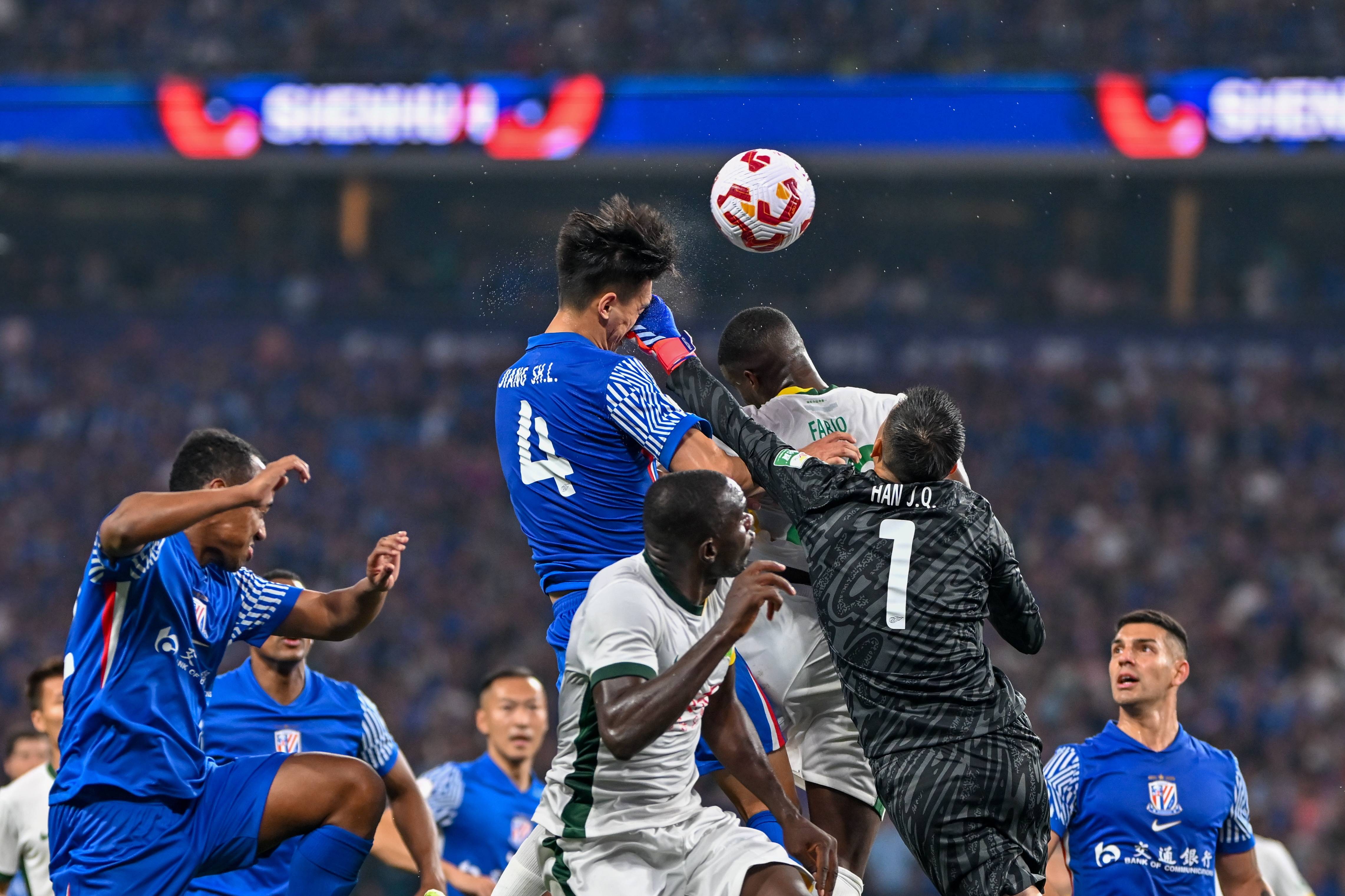 国足怎么办<strong></p>
<p>虚拟币态度</strong>？申花官方确认蒋圣龙骨折 两轮连伤两大中卫