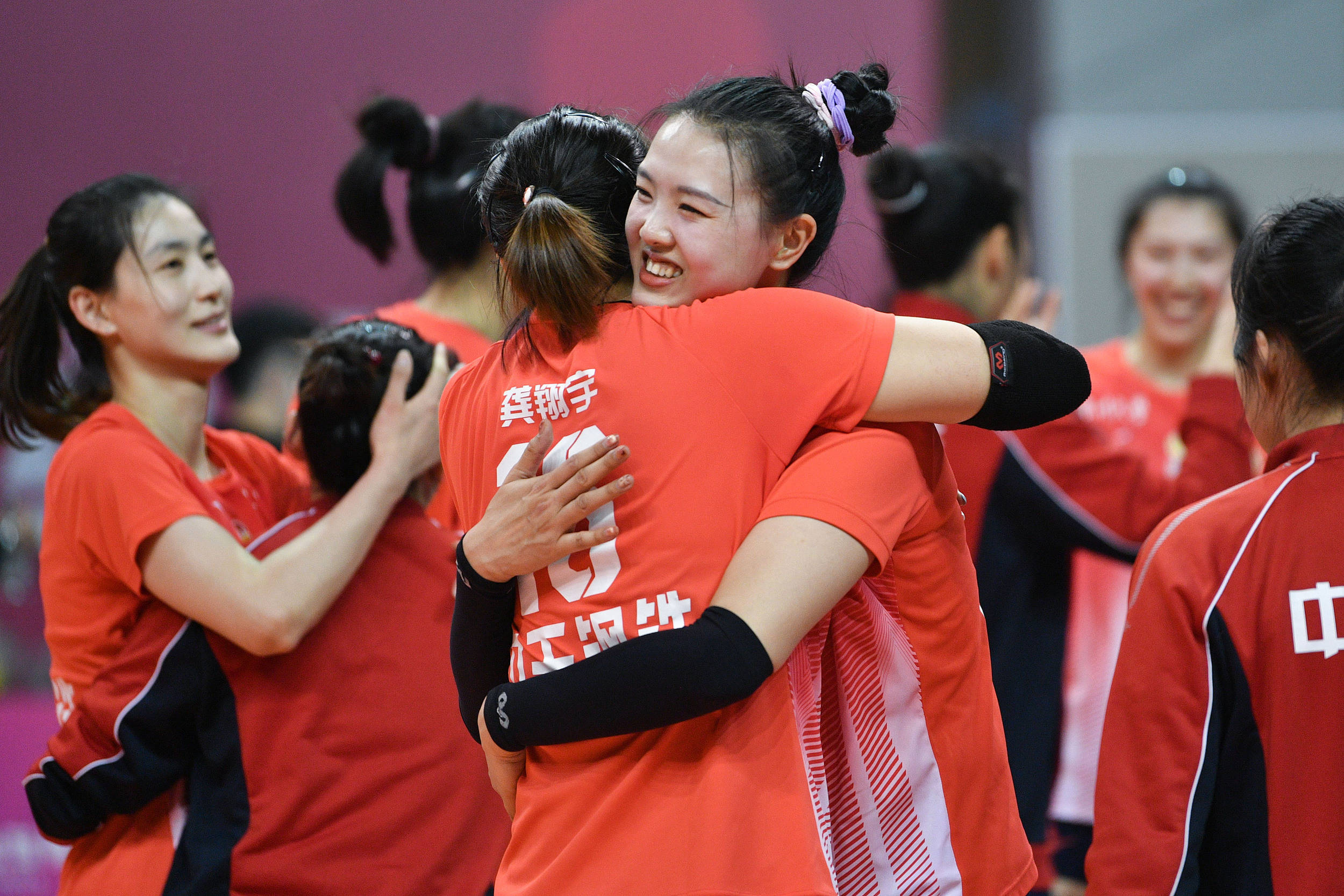 深一度｜老将张常宁<strong></p>
<p>黑客虚拟币</strong>，排球征途迎风而上