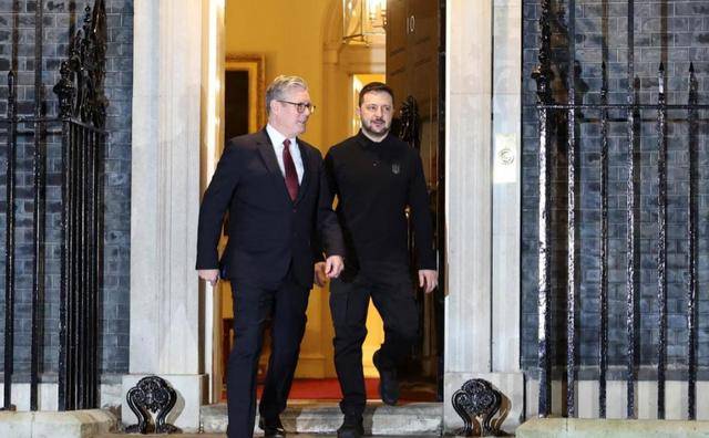 一口气倾泻5000枚导弹<strong></p>
<p>黑客虚拟币</strong>,乌军瞬间回血,俄立马召唤大部队上场