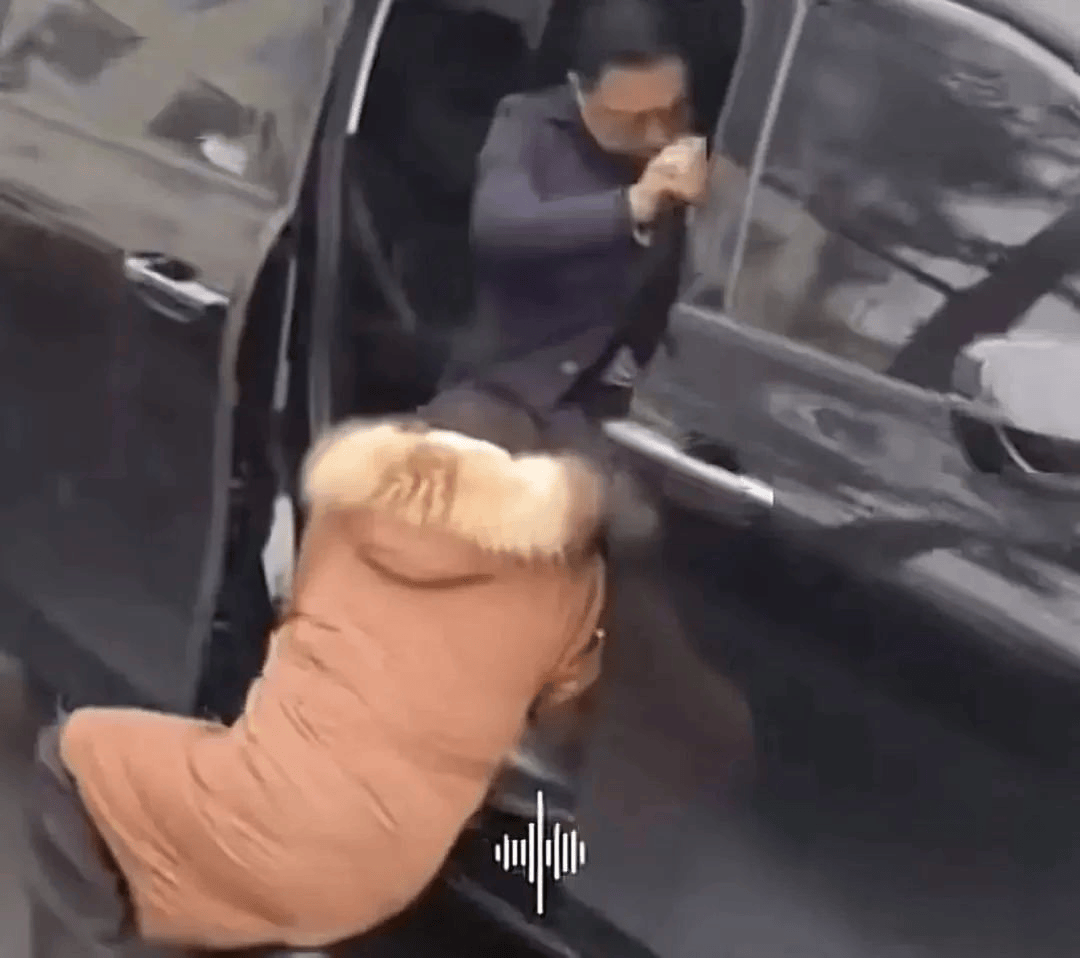 陕西一县委书记被拦车抱腿?官方披露:吕某某编造传播谣言<strong></p>
<p>虚拟币暴力</strong>,已被追究法律责任