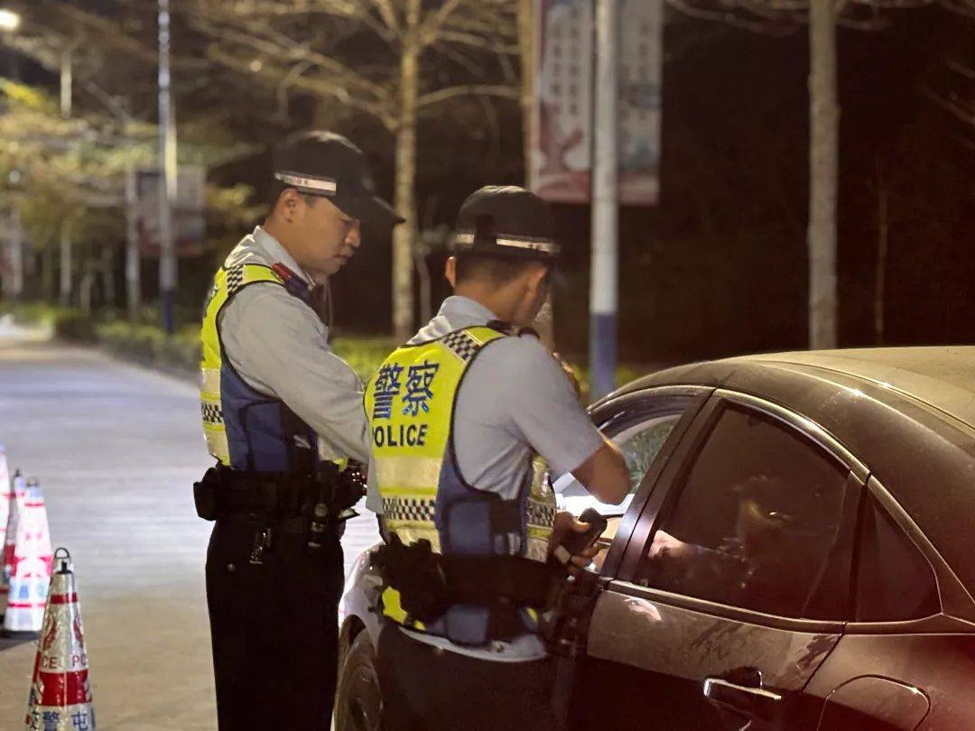 同桌的两人<strong></p>
<p>虚拟币暴力</strong>,双双被查