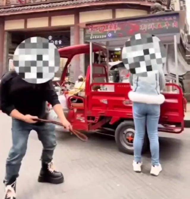 四川巴中三名网红街头拍摄低俗视频<strong></p>
<p>龙岩虚拟币</strong>,被行政处罚