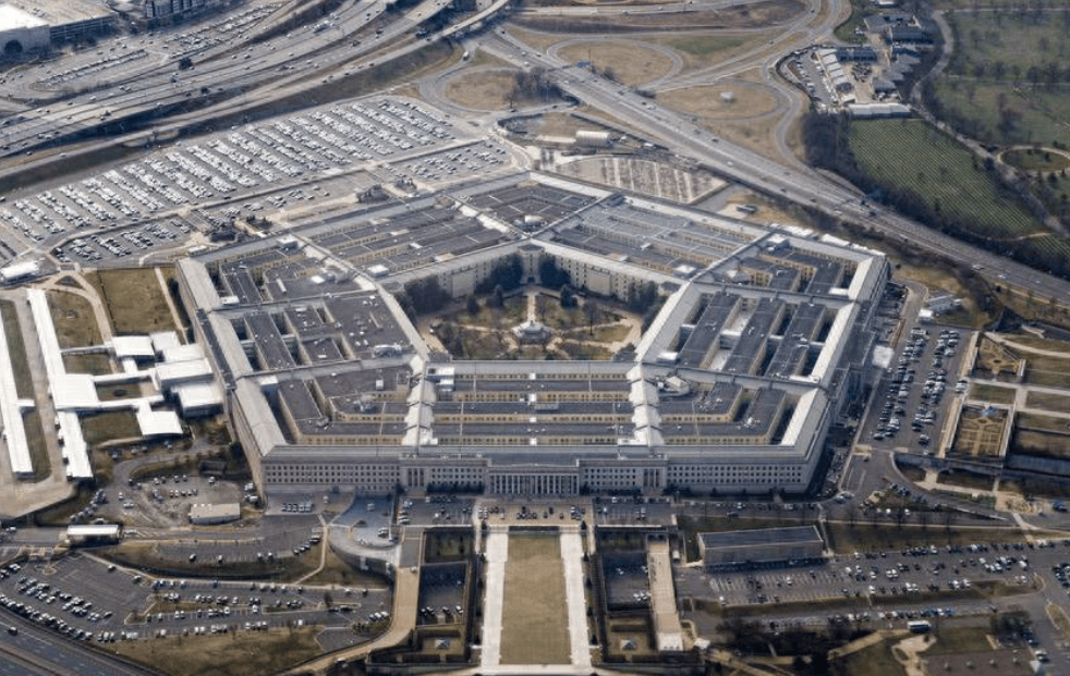 特朗普下令美军大炼稀土<strong></p>
<p>虚拟币配权</strong>,发现一个扎心现实:中国同时垄断两样东西