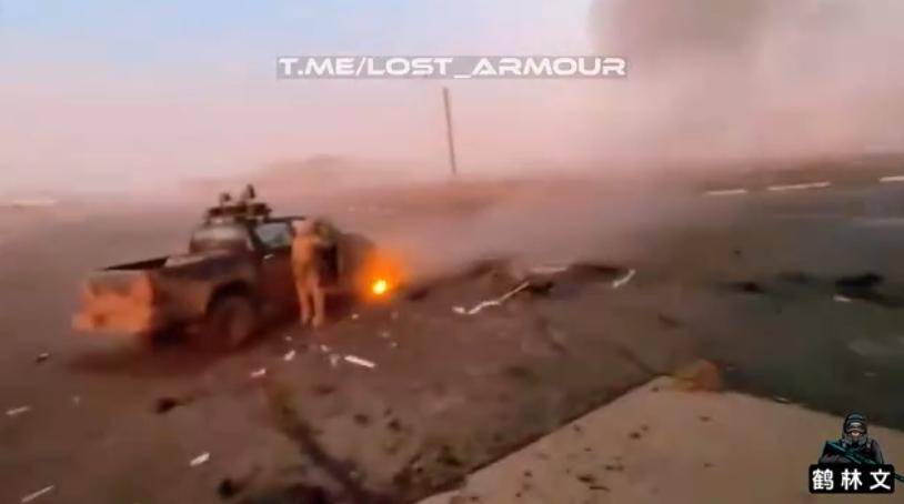 俄罗斯美女记者踩中地雷被炸死<strong></p>
<p>灰度虚拟币</strong>,乌女记者直播被无人机袭击惨叫?