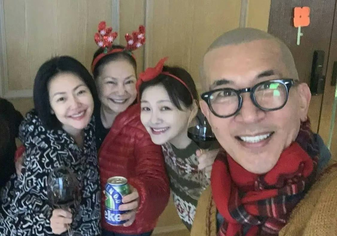 具俊晔清明前重回金宝山探望爱妻大S！小S婉拒重金邀约仍无心工作