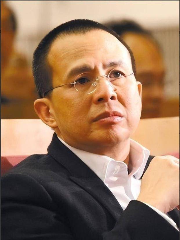 官方出手了！李嘉诚卖港暂缓！次子与长和切割<strong></p>
<p>虚拟币破获</strong>，开始准备退路？