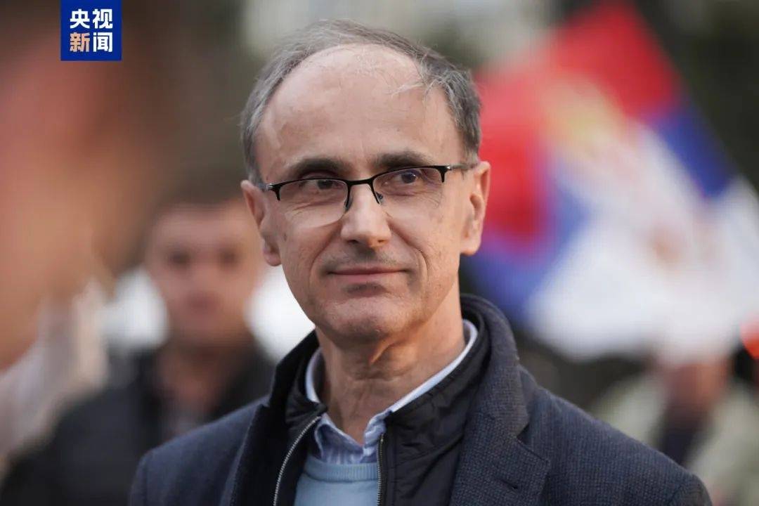 无从政经历<strong></p>
<p>鹤壁虚拟币</strong>，著名内科医生被提名为塞尔维亚新总理人选