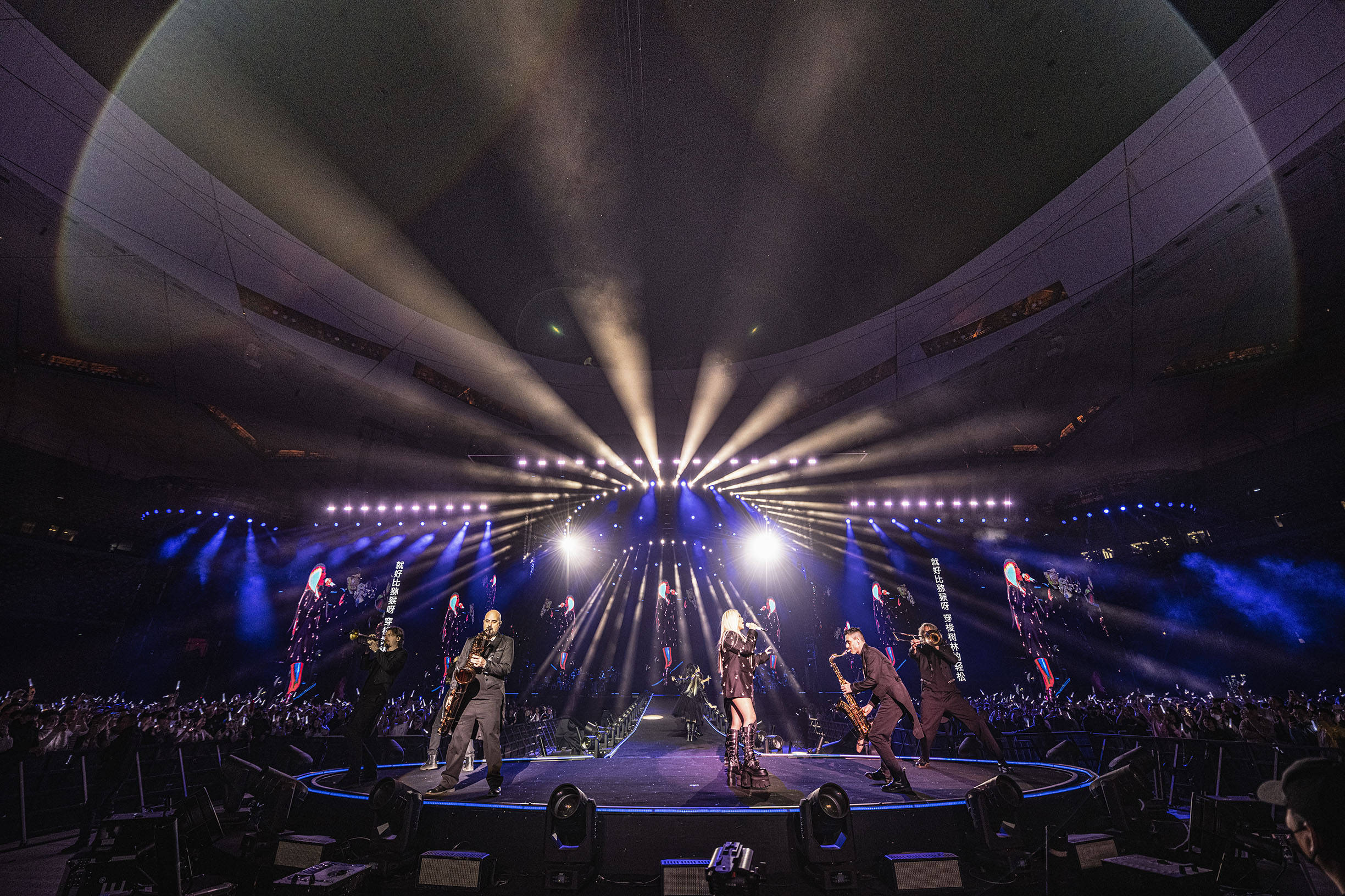 花车绕场第一人<strong></p>
<p>鹤壁虚拟币</strong>！张惠妹北京鸟巢两日连唱嗨爆