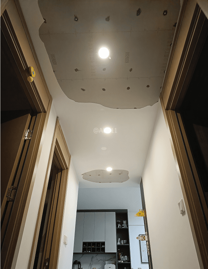 “深更半夜<strong></p>
<p>鹤壁虚拟币</strong>,又掉一大块下来”!广东一小区业主怒了