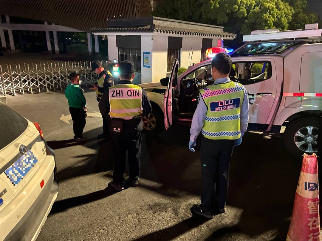 12岁男孩凌晨偷开父母车上高速<strong></p>
<p>虚拟币LT</strong>,因车技太差被发现了……