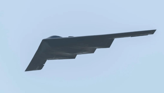 三大消息:马斯克发声怒喷<strong></p>
<p>生蛋虚拟币</strong>!外交部警告不留情面!美军突然行动!