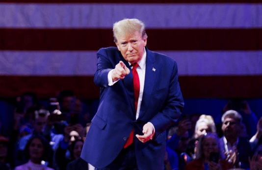 共和党人集体“倒戈”?特朗普遭遇重大噩耗<strong></p>
<p>极域虚拟币</strong>,30天内恐被弹劾下台 