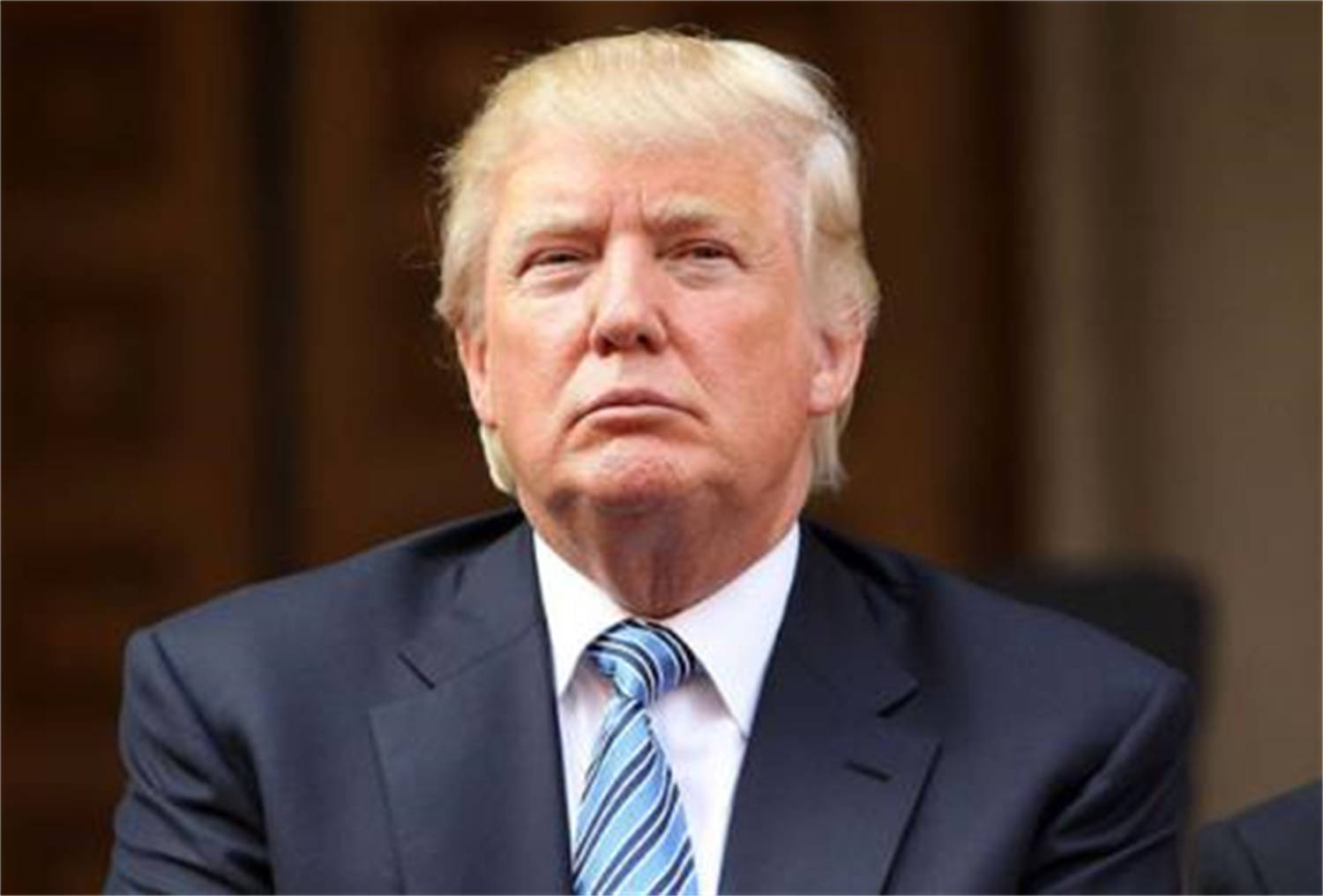 中美全面断供，200多国转身直飞中国广州，美国人担忧事还是发生