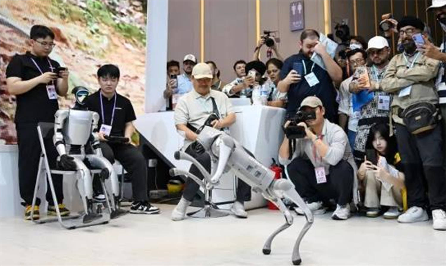 中美全面断供<strong></p>
<p>极域虚拟币</strong>，200多国转身直飞中国广州，美国人担忧事还是发生