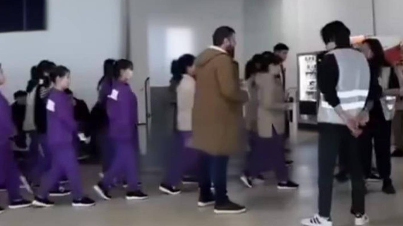 俄罗斯仓库出现多名朝鲜女工?俄朝此举或实现互利共赢<strong></p>
<p>极域虚拟币</strong>,双方都赚大了