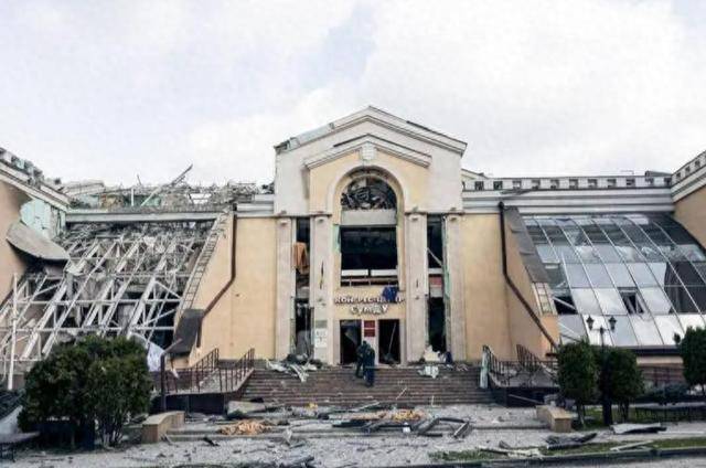 好大喜功！乌军半场开香槟，不料把敌人引来，连吃2枚导弹