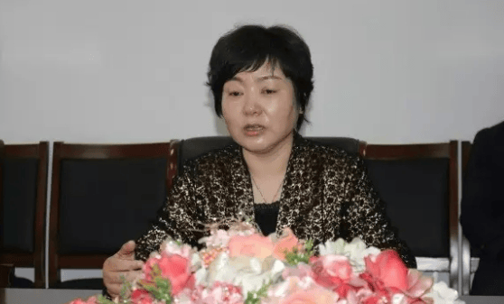 田淑敏<strong></p>
<p>牛玩虚拟币</strong>，欺上瞒下