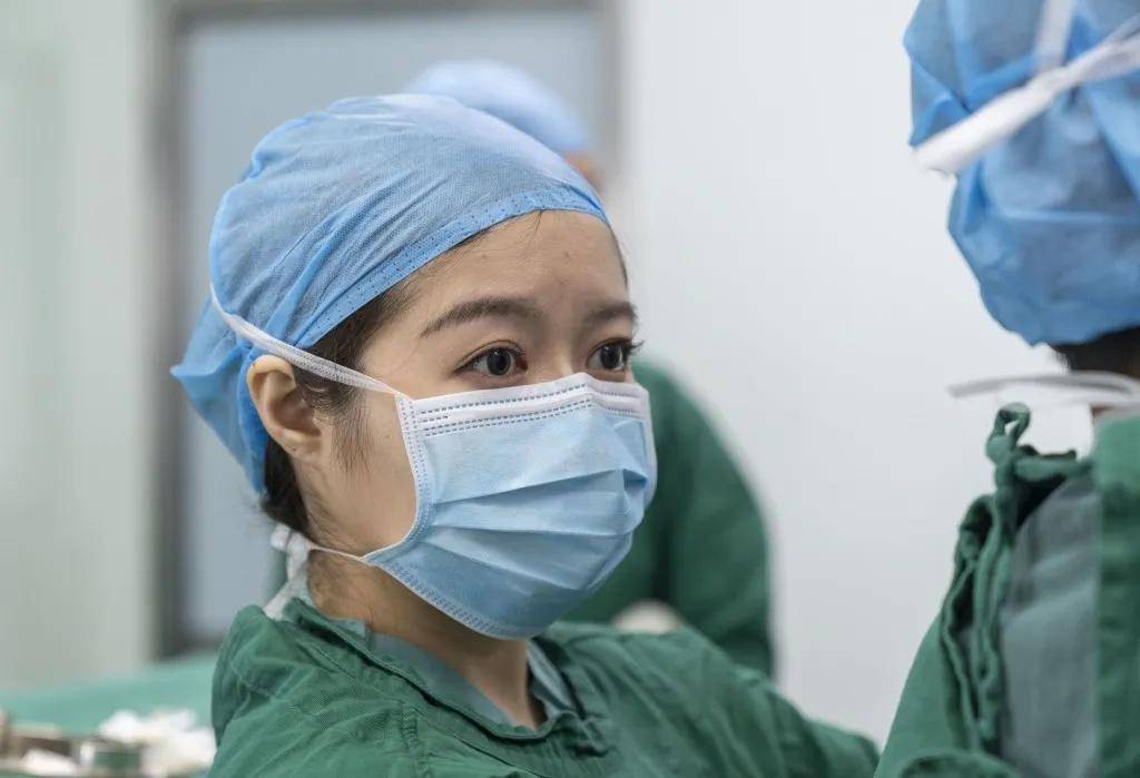 金融学生成了医学博士<strong></p>
<p>牛玩虚拟币</strong>,协和“4+4规培”究竟是怎么回事?