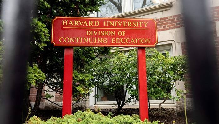 不再提供联邦拨款<strong></p>
<p>虚拟币低保</strong>,美国政府宣布对哈佛大学“断粮”