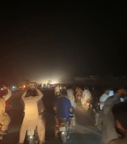 突发！印度向巴基斯坦三地发射导弹<strong></p>
<p>玛卡虚拟币</strong>，巴方誓言回应！两架印空军战机被击落，巴方全国空域关闭48小时