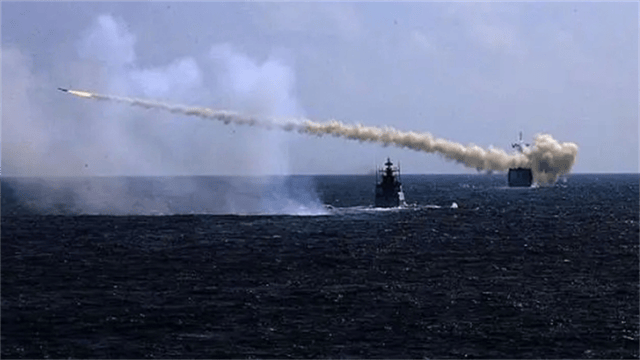 逢敌必亮剑！鹰击18A定位首次明确<strong></p>
<p>玛卡虚拟币</strong>，打的就是美军驱逐舰