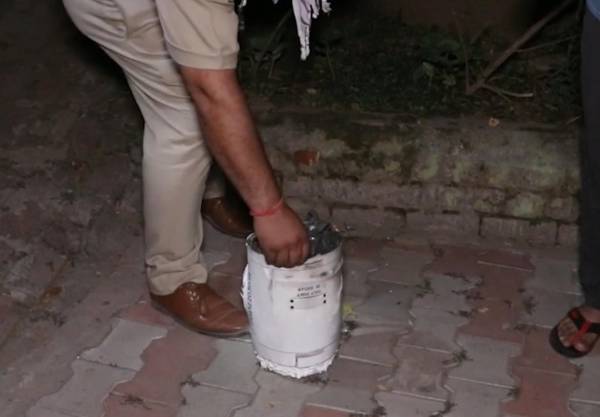 巴基斯坦副总理兼外长证实:使用歼-10战机击落<strong></p>
<p>新款法拉利</strong>了印军“阵风”战机