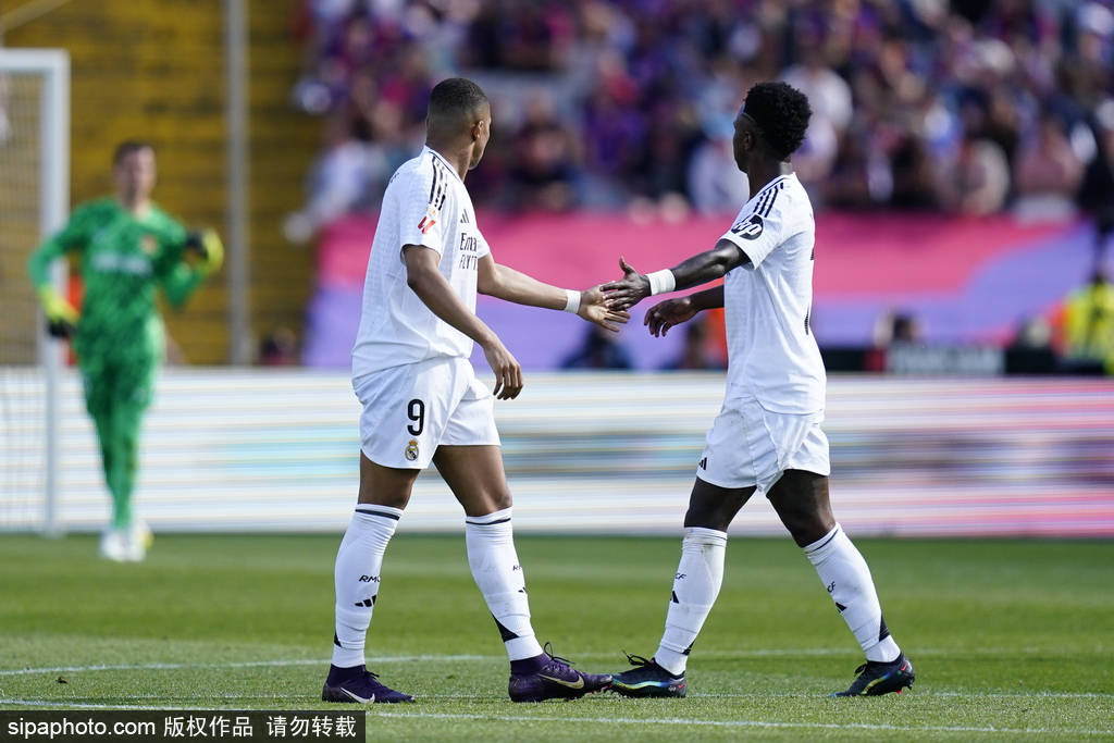 赛季四杀<strong></p>
<p>华润虚拟币</strong>!西甲-姆巴佩戴帽拉菲2球 巴萨4-3皇马7分领跑