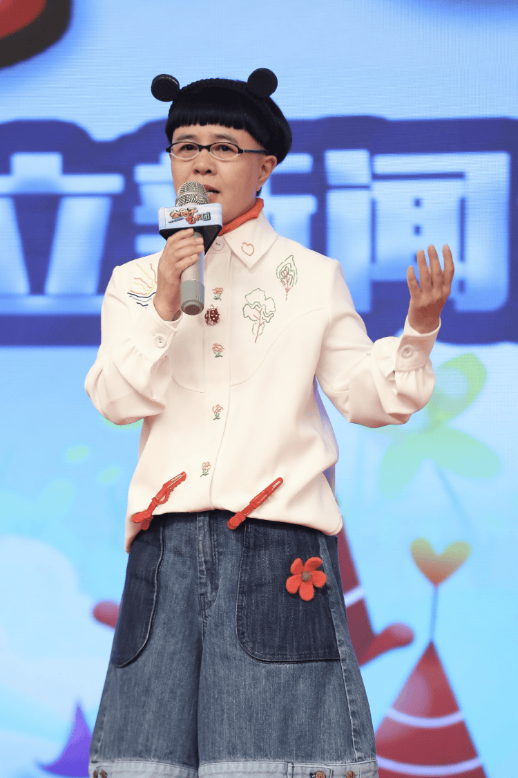 金龟子母女直播引热议<strong></p>
<p>火链虚拟币</strong>，女儿1分钟视频报价15万