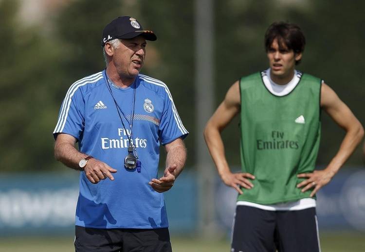 巴西媒体：安切洛蒂联系卡卡<strong></p>
<p>交换虚拟币</strong>，希望后者加盟自己在巴西的教练组