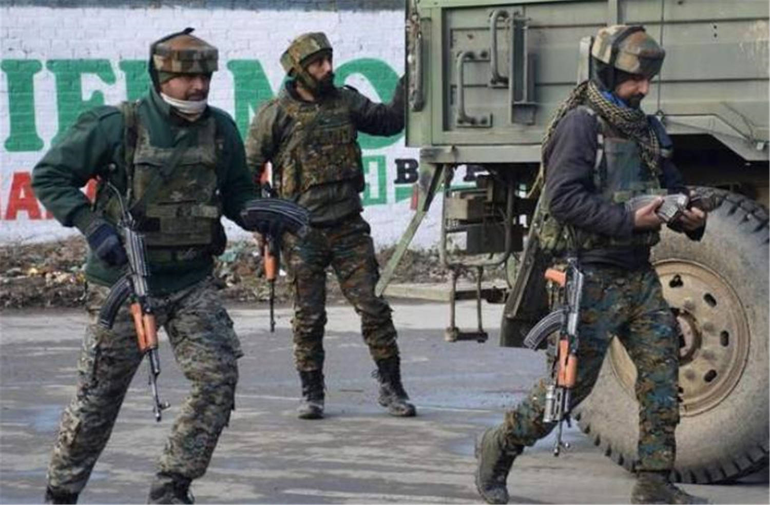 印度找到大败的原因了<strong></p>
<p>油塔虚拟币</strong>，撤换全部阵风导弹，要跟巴军战第二场？