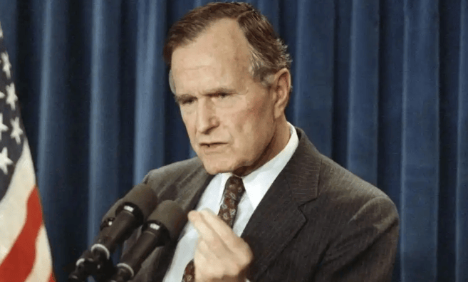 他一生访华22次<strong></p>
<p>油塔虚拟币</strong>，被称为最亲华的美国总统，直言世界的未来在北京