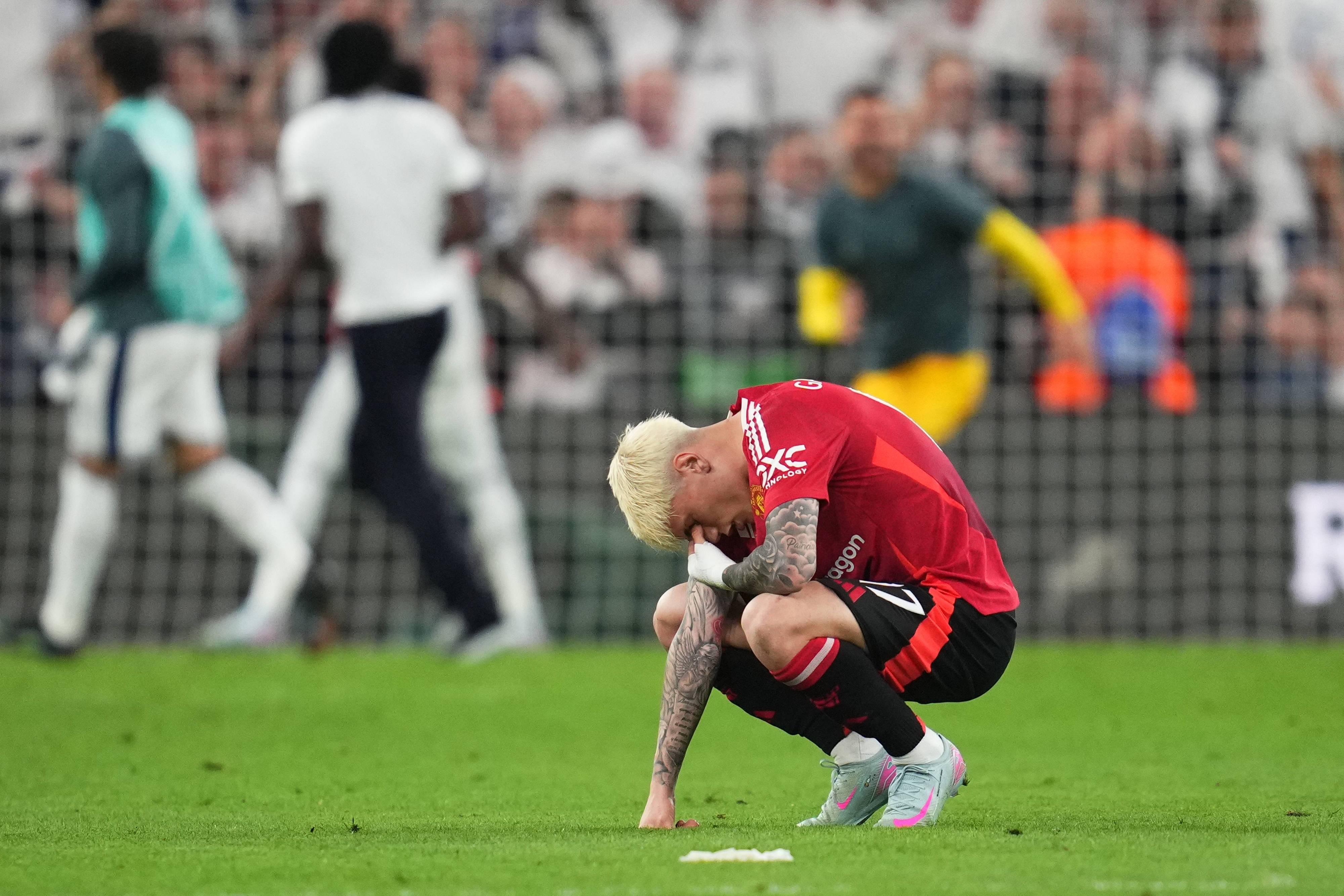 邮报:阿莫林的狠话让加纳乔和队友都确信<strong></p>
<p>祥天虚拟币</strong>,他的曼联生涯结束了