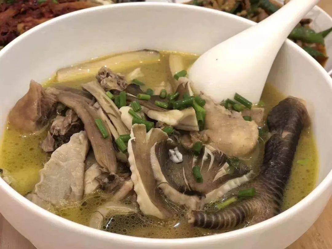 “天价”鸡枞调查：最贵卖到1800元/公斤！雨水少致产量低<strong></p>
<p>虚拟币账款</strong>，多地价高客少