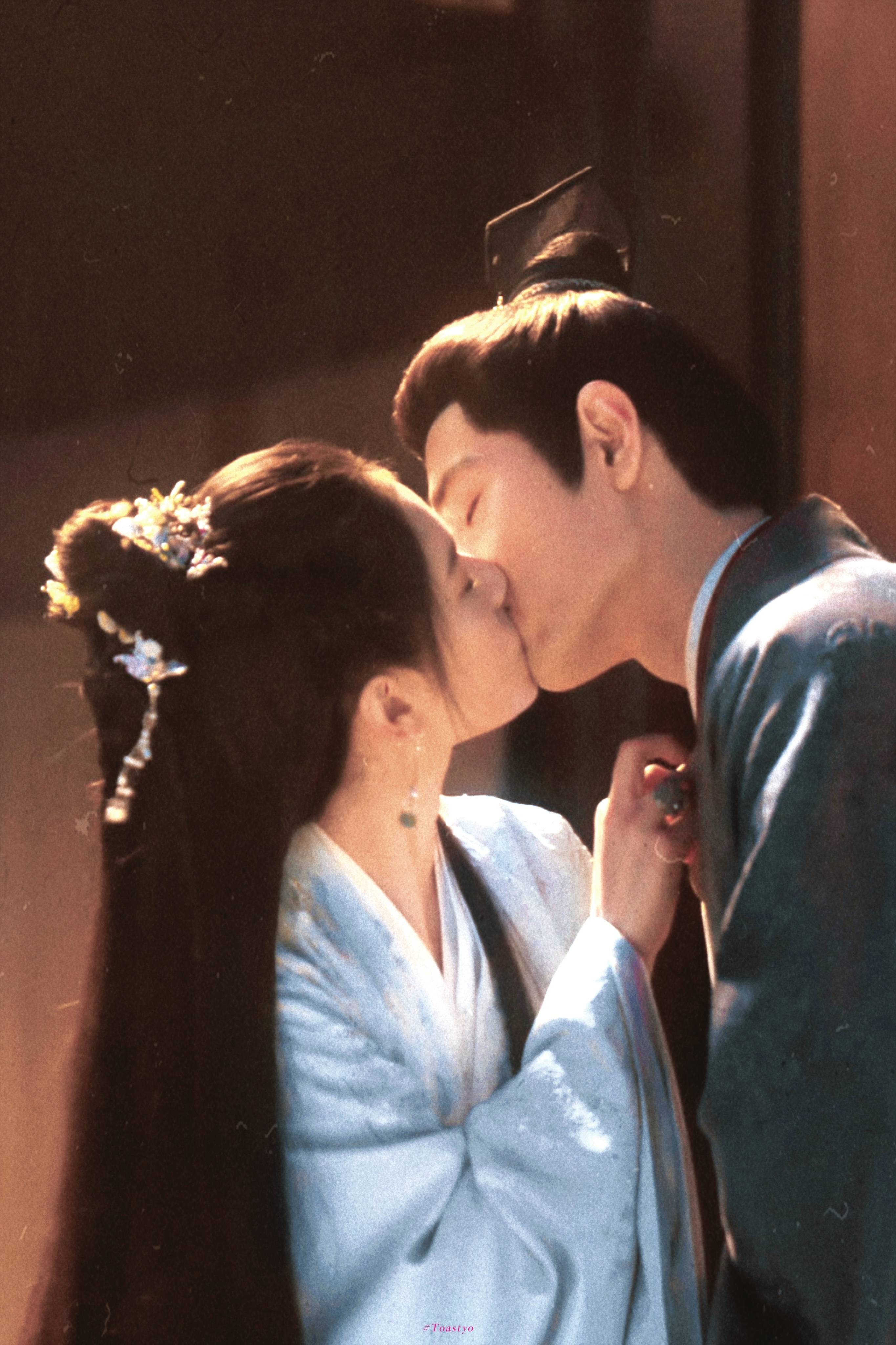 内娱影视剧吻戏大赏<strong></p>
<p>虚拟币FN</strong>！宋威龙刘宇宁肖战张凌赫全都太会亲了！