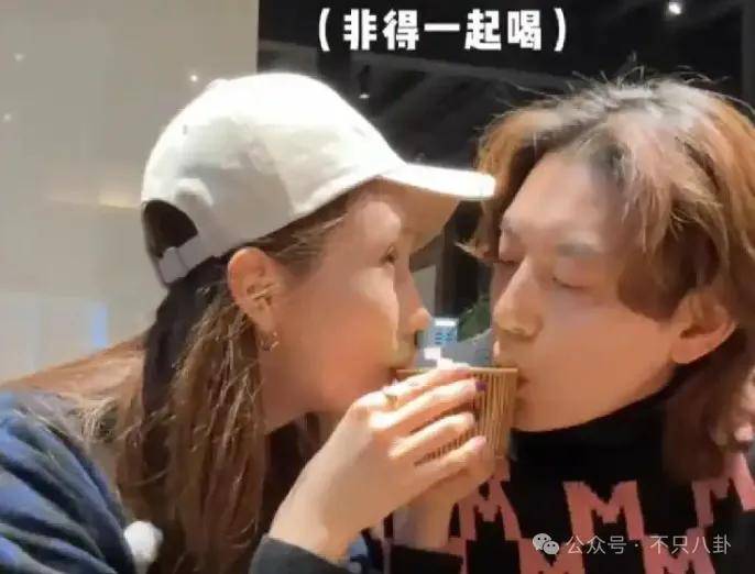 自曝与丈夫经常吵架？但怎么感觉她是在变相秀恩爱呢<strong></p>
<p>虚拟币FN</strong>！