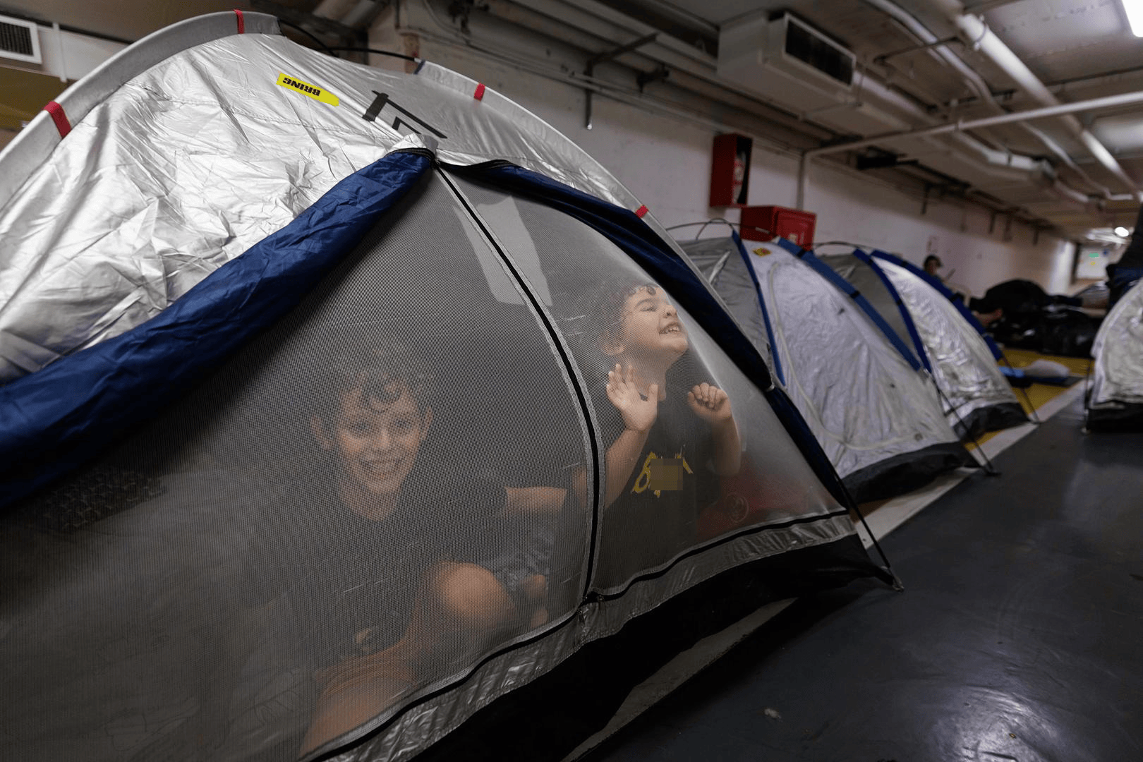 伊以冲突下的以色列华人：有人从陆路口岸转道约旦回国<strong></p>
<p>虚拟榴莲币</strong>，有人一晚上跑三四次防空洞