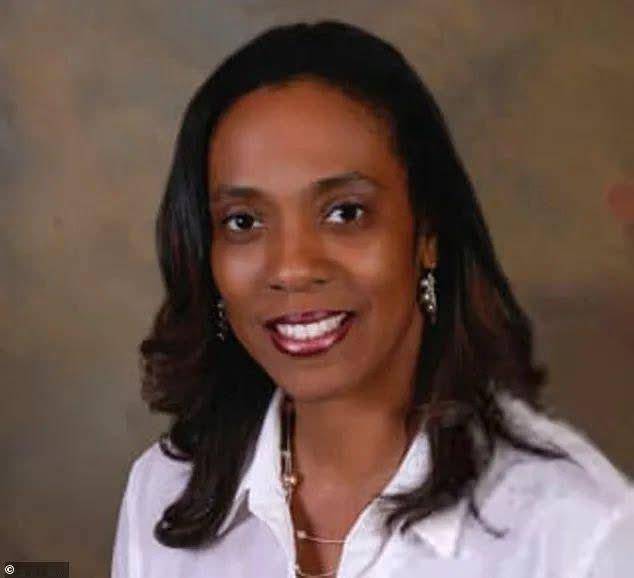 医院生娃<strong></p>
<p>虚拟币杀猪</strong>，孩子头直接被医生拔掉了？父母请专家尸检，结果专家直接把图发网上了？！