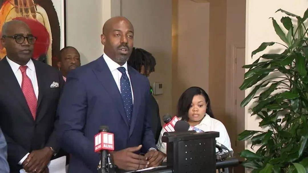 医院生娃<strong></p>
<p>虚拟币杀猪</strong>，孩子头直接被医生拔掉了？父母请专家尸检，结果专家直接把图发网上了？！