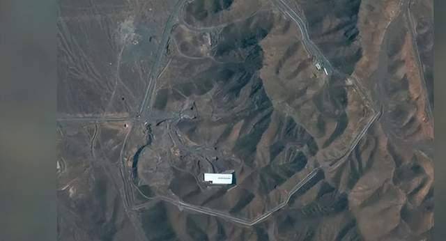 难怪哈梅内伊不怕<strong></p>
<p>虚拟币杀猪</strong>，特朗普刚放风要打，一道火光撕裂夜空