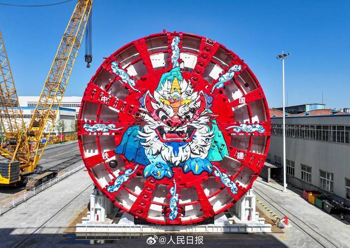 世界最大直径<strong></p>
<p>虚拟币杀猪</strong>!“山河号”盾构机在山东顺利穿越黄河