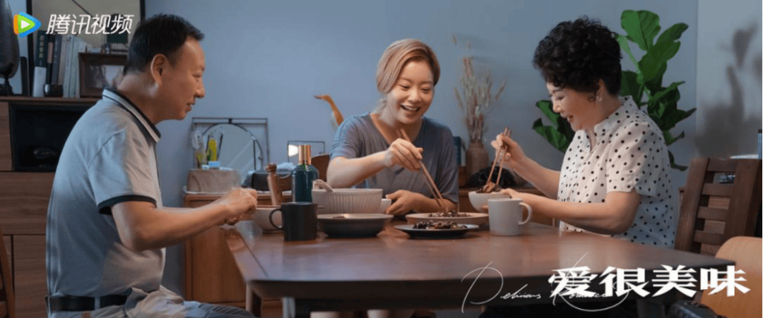 “包月800<strong></p>
<p>虚拟币杀猪</strong>，不谈恋爱”，上门做饭的年轻人有多抢手