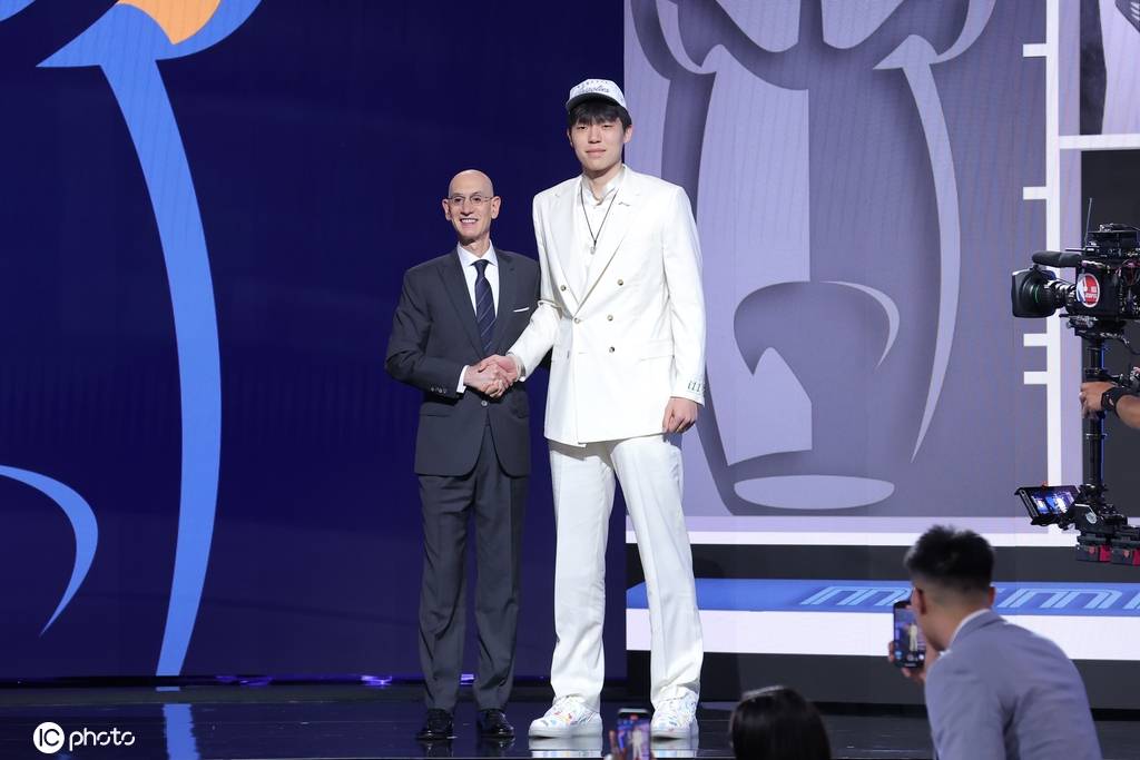 杨瀚森为何超预期被选中<strong></p>
<p>虚拟币存量</strong>?开拓者内线扎堆是压力也是动力