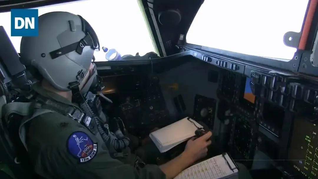 空袭伊朗的B-2座舱高清曝光<strong></p>
<p>虚拟币存量</strong>，有冰箱微波炉小零食，还能平躺睡觉