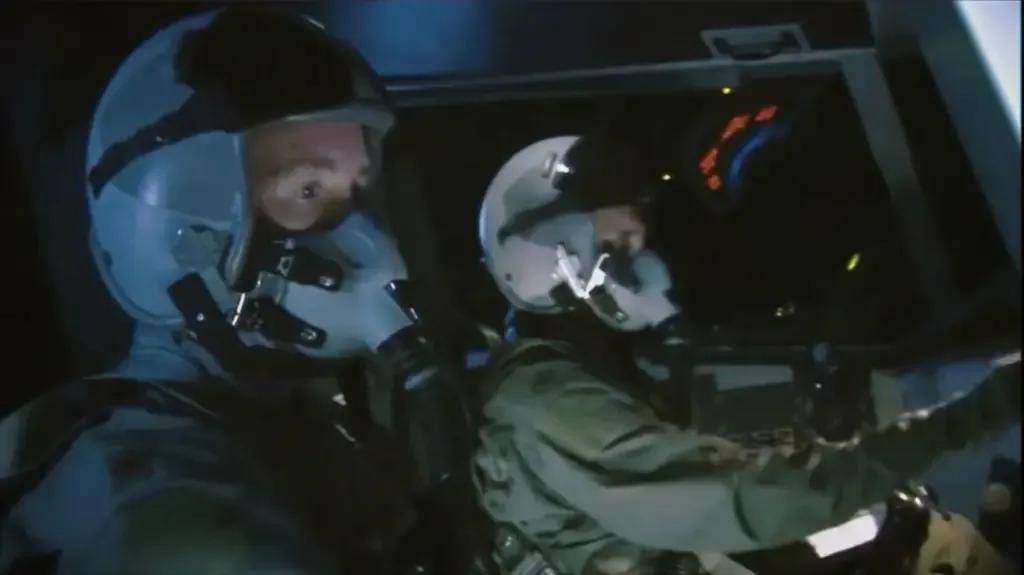 空袭伊朗的B-2座舱高清曝光<strong></p>
<p>虚拟币存量</strong>，有冰箱微波炉小零食，还能平躺睡觉