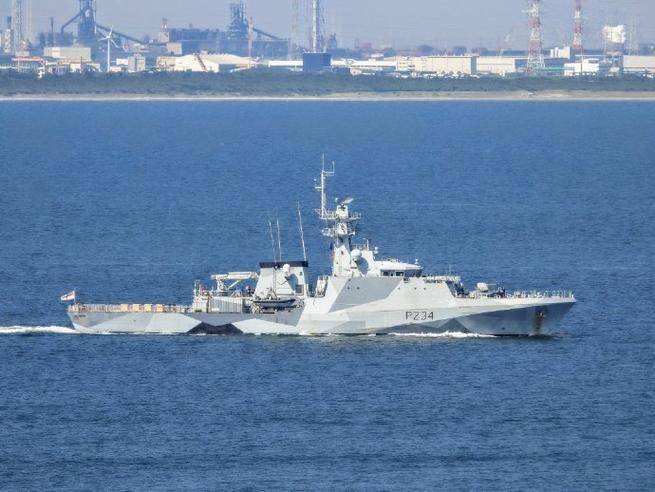 当着全球面，中方不给英国台阶下，碰瓷台海？先看看有没有这个本事